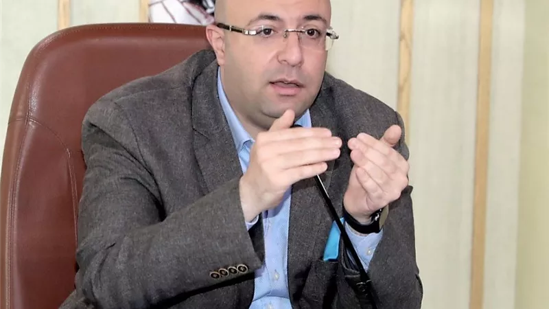 محافظ بني سويف يتابع امتحانات الثانوية في آخر يوم قبل إجازة العيد