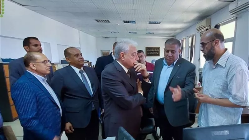 محافظ جنوب سيناء يهنئ العاملين بحلول عيد الأضحى