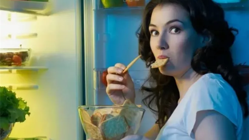 منها شرب الشاي الأخضر.. عادات يابانية تمنحك الصحة