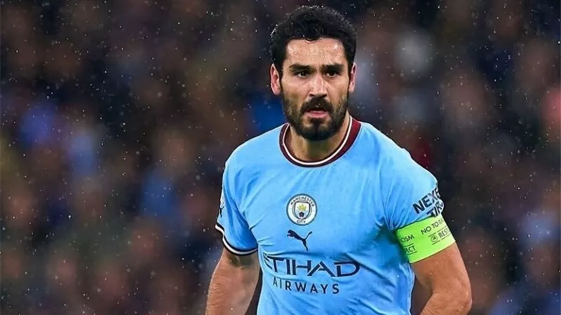 اجتاز الكشف الطبي.. موعد إعلان برشلونة التعاقد مع جوندوجان