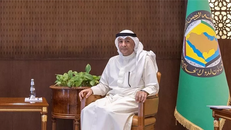 أمين