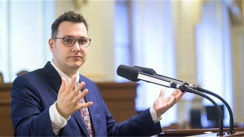 وزير خارجيةالتشيك:يجب أن نتحول لاقتصاد أخضر تنافسي خلال عشر سنوات