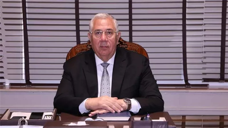 وزير الزراعة: الإفراج عن 200 ألف طن أعلاف 