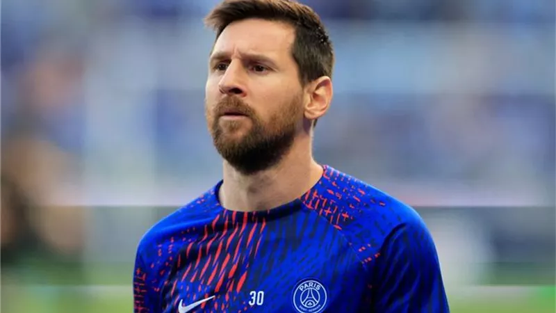 رسميا .. ميسى أفضل لاعب أجنبى فى الدورى الفرنسى