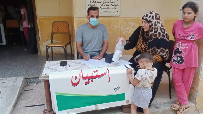 الكشف على 1526 مريضاً فى قافلة علاجية بقرية ميت العز