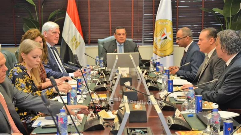 وزير التنمية المحلية