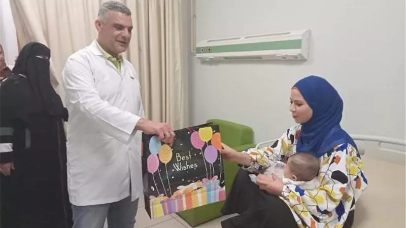 جوله لمدير مستشفى اهناسيا لتهنئة المرضى بالعيد