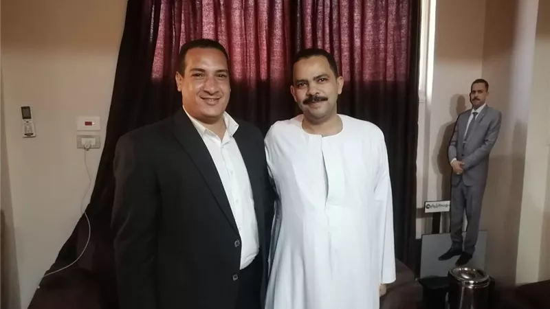 امين عام حزب مستقبل وطن يلتقى اعضاء محاكاة مجلس الشيوخ بقنا