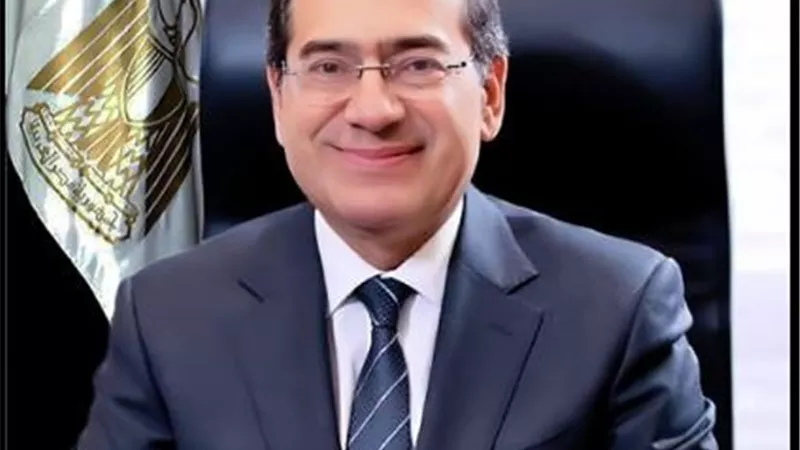 الملا: استراتيجية متكاملة لإزالة الكربون وخفض انبعاثات صناعة البت