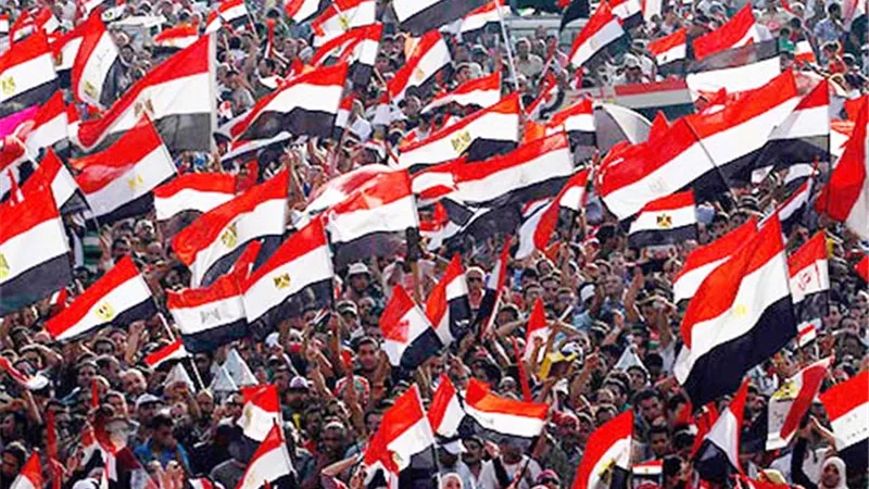 أعضاء مجلسي النواب والشيوخ: الشعب يثور علي الفاشية الدينية