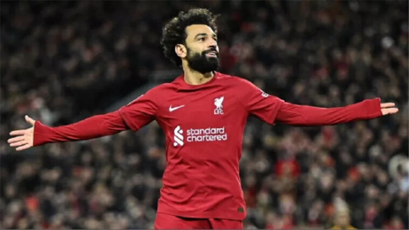تهنئة محمد صلاح تُشعل جماهير الهلال والاتحاد ..صور