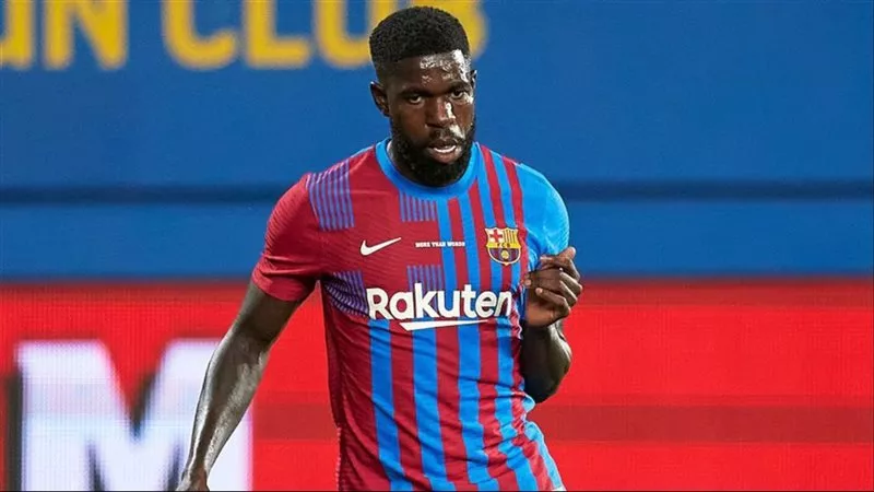 نجم اخر يرحل عن الفريق الكتالونى..برشلونة يفسخ تعاقده مع أومتيتى