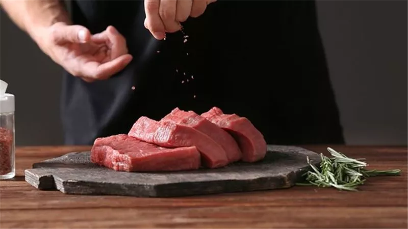 5 اخطاء عند طهى اللحوم تجنبها