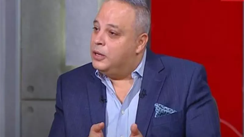 تعليق نارى من تامر عبد المنعم بشأن ارتداء الاطفال الحجاب