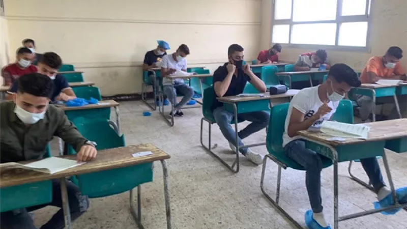 جروبات الغش تزعم تداول أسئلة امتحان الفيزياء للثانوية العامة