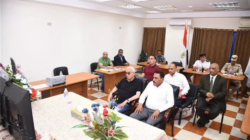 وزير التربية والتعليم فى زيارة مفاجئة لممطروح لمتابعة الامتحانات