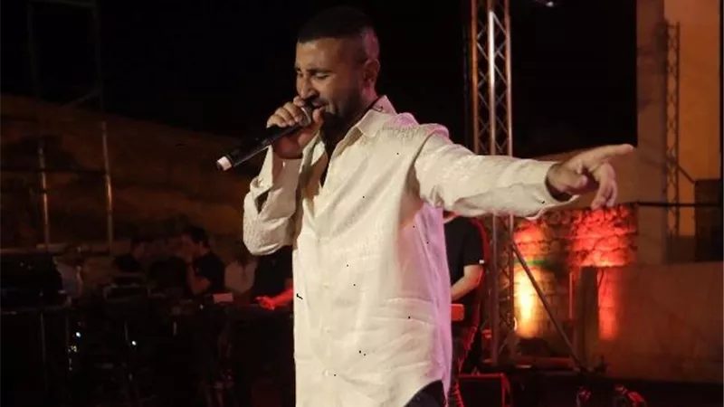 أحمد سعد يكشف فى بيأن رسمى تفاصيل ما حدث بحفل تونس