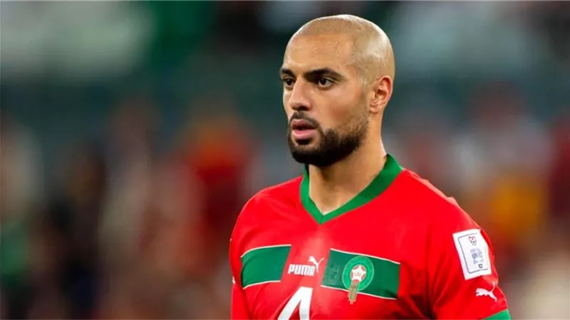 عرض مغري جديد من مانشستر يونايتد للتعاقد مع أمرابط