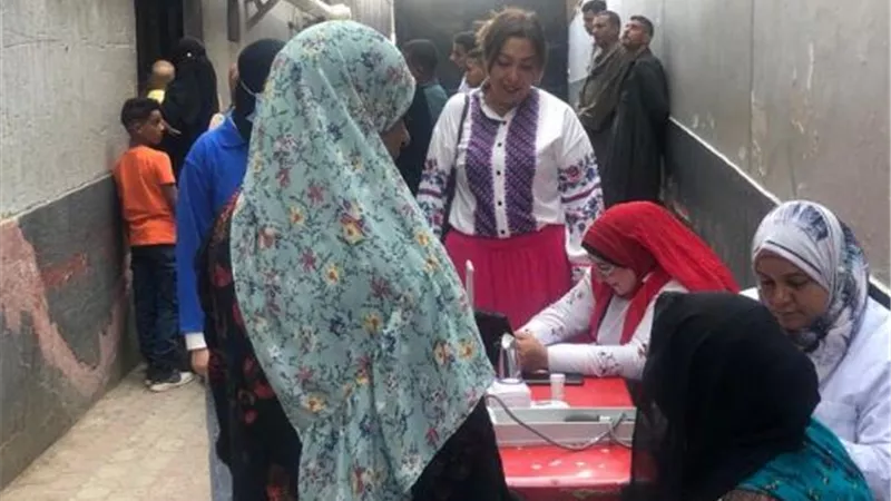 وكيل وزارة الصحة بأسيوط يفاجئ الفرق الطبية لمبادرة 100 يوم