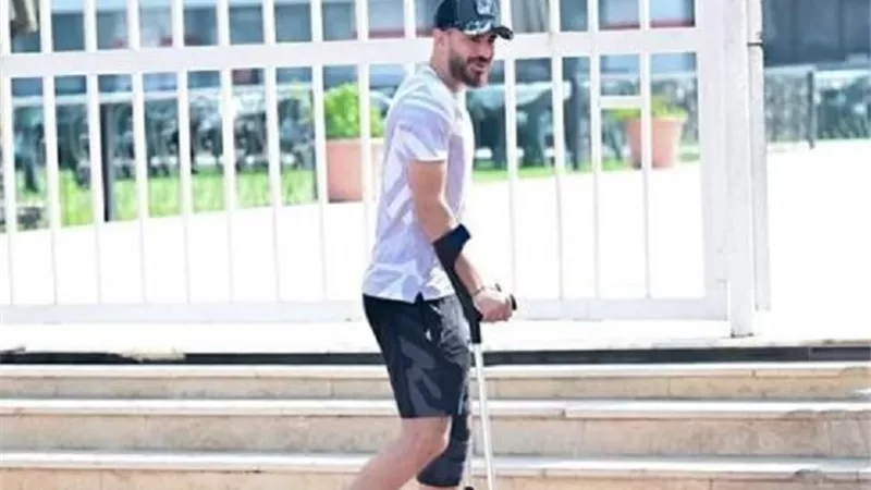 الونش يؤازر لاعبي الزمالك قبل مواجهة المقاولون في الكأس