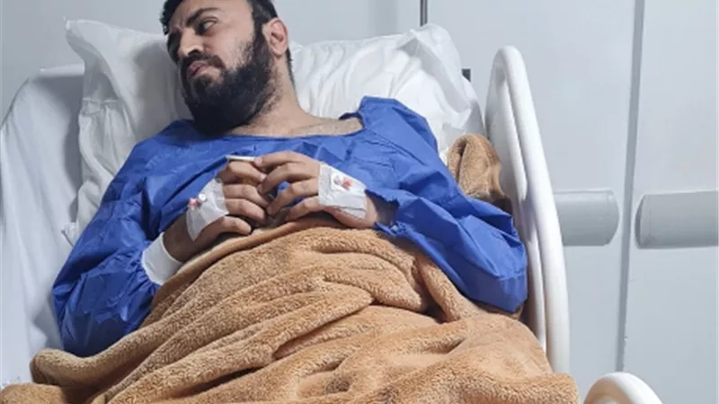أول ظهور للإعلامي أحمد يونس بعد خضوعه لعملية جراحية