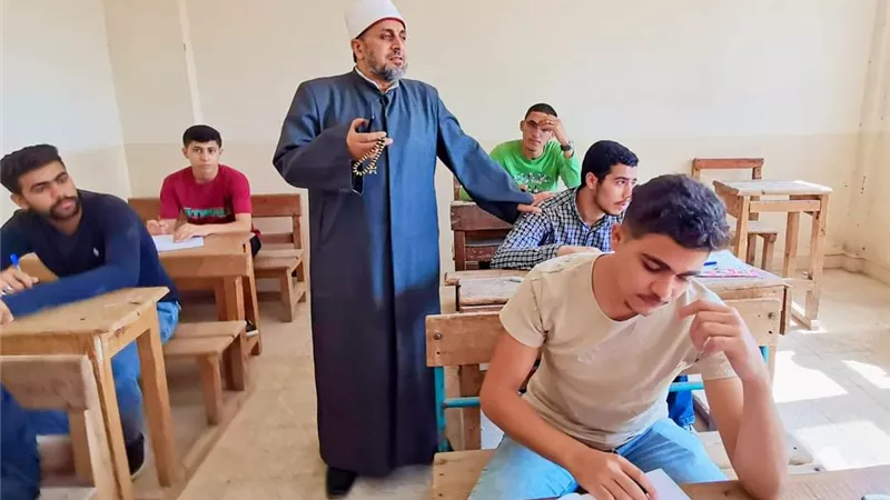 الجنيدي يستأنف متابعات لجان فيزياء الأزهر بالشرقية