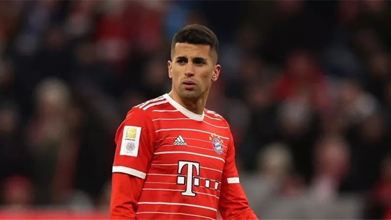 برشلونة يطلب استعارة لاعب مانشستر سيتى