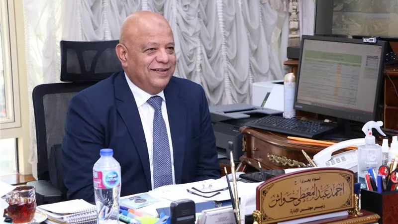 رئيس هيئة ميناء دمياط يؤكد.. جاهزون لإستقبال السفن العملاقة