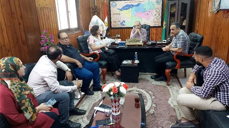 وفد من الهيئة القبطية في زيارة للفيوم لتنفيذ المدارس الحقلية