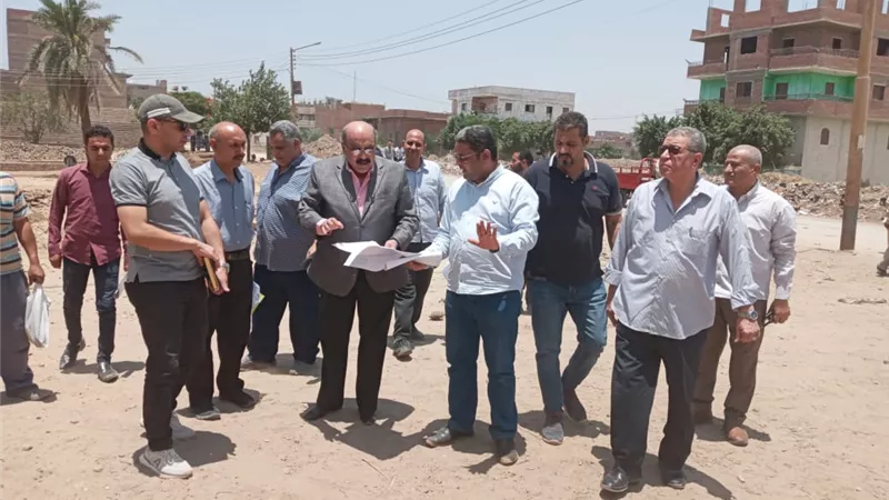 محافظ أسيوط يعلن تنفيذ 10 مشروعات خدمية بتكلفة 385 مليون جنيه