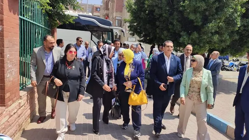وفد صحة النواب يواصل تفقد المنشآت الصحية بالسويس