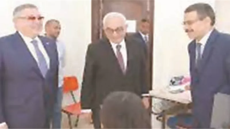 حجازى.. فى لجان البحر الاحمر