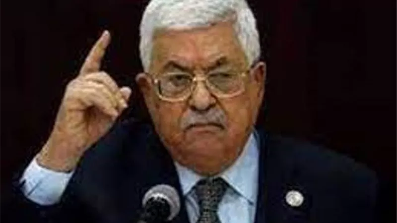 أبو مازن يطالب المجتمع الدولى بتوفير الحماية للشعب الفلسطينى