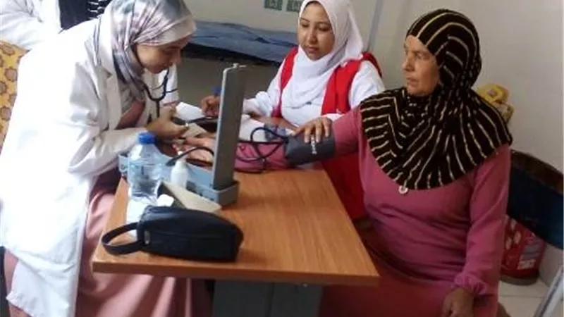 محافظ كفر الشيخ: فحص 138 ألف و49 مواطناُ ضمن مبادرة 100 يوم صحة