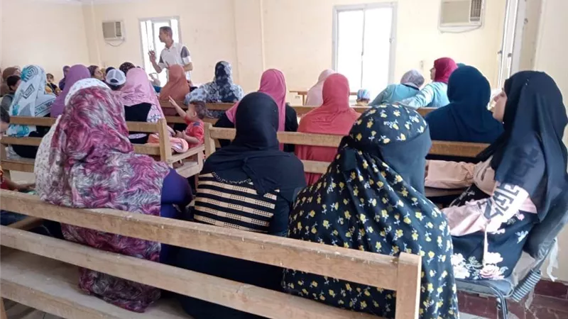 ١٥٨٣ ناجحا فى حصاد نهاية العام لمشروع محو الأميةفى المنيا