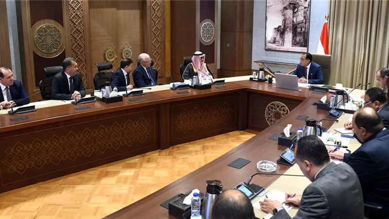 رئيس الوزراء يلتقي مسئولي شركة المراعي السعودية وتابعتها 