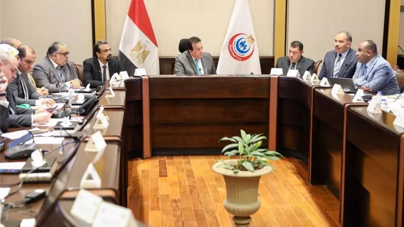 ربط منظومة الغسيل الكلوي في الخدمات المُقدمة بمبادرات الصحة وحملة «100 يوم صحة»