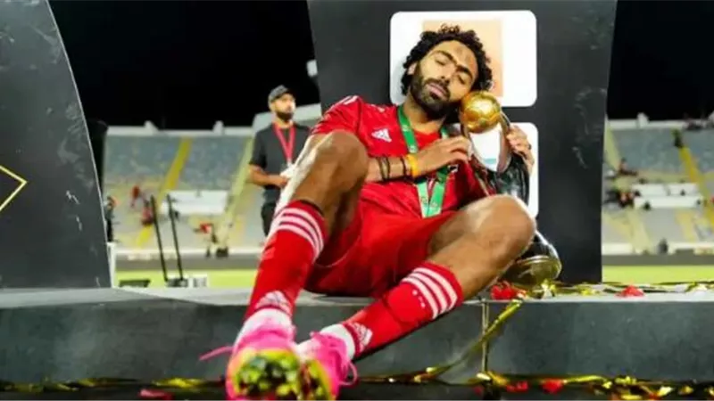 الشحات: الأهلي يصنع تاريخًا لأي لاعب..وأحلم بميدالية في المونديال