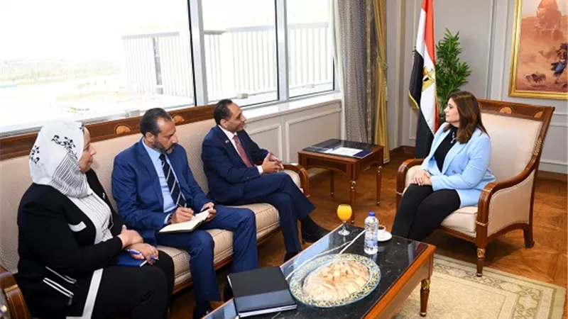 وزيرة الهجرة تلتقي رئيس المجلس الطبي بولاية تكساس الأمريكية