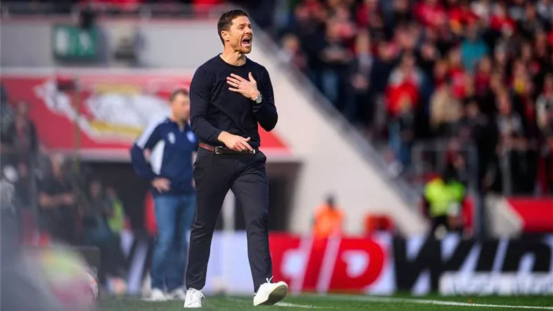 تشابي ألونسو المرشح الأول لتدريب ريال مدريد خلفا لـ أنشيلوتي