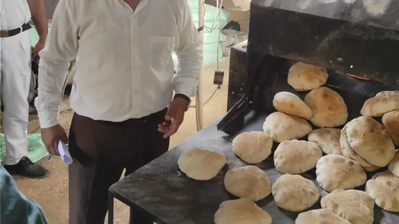 ضبط 3.5 طن دقيق مدعم قبل بيعها بالسوق السوداء في الإسماعيلية