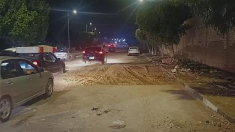 إصلاح هبوط أرضى بشارع محمد على في الإسماعيلية