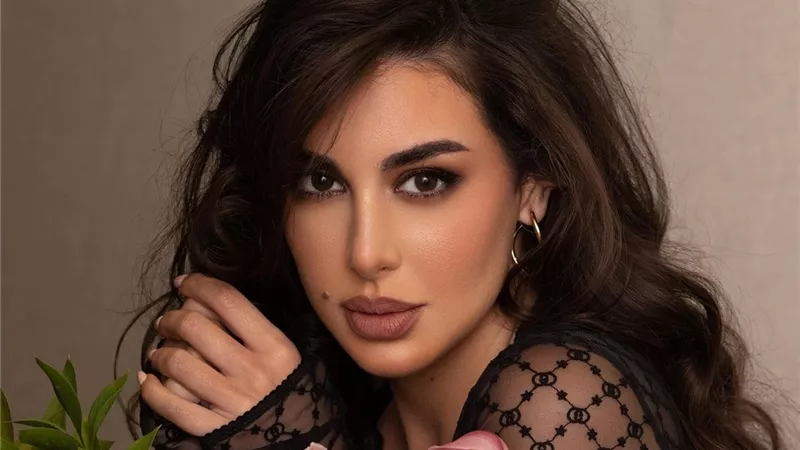 ياسمين صبري: لست قدوة كل اللي أقدر أقدمه أني أكون نموذج كويس