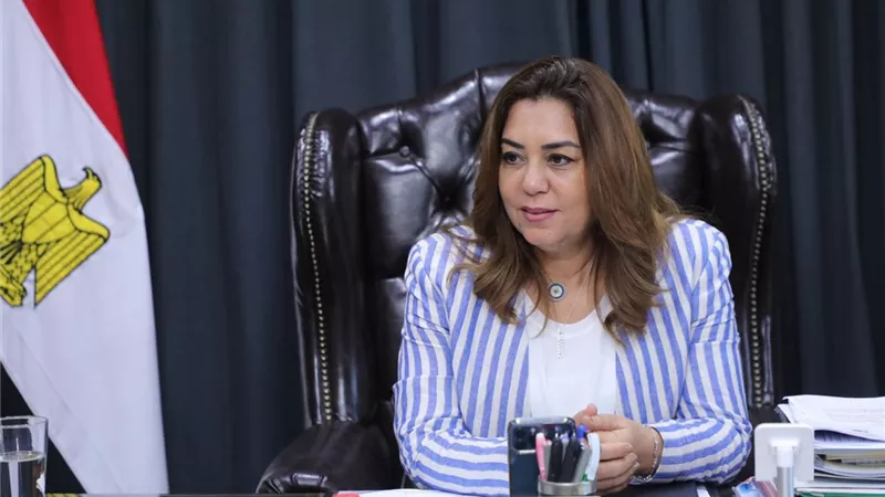 إضطراب الملاحة وإرتفاع امواج رأس البر وإدارة المصيف تحذرالمواطنين