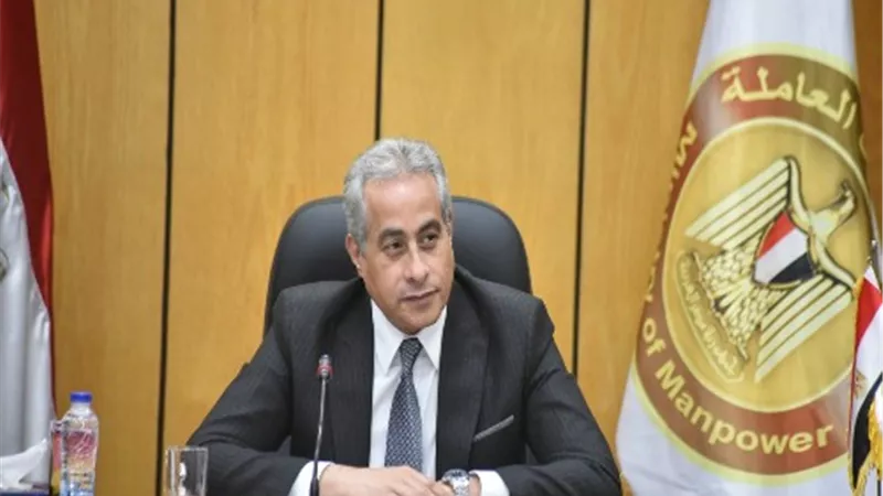 وزير العمل