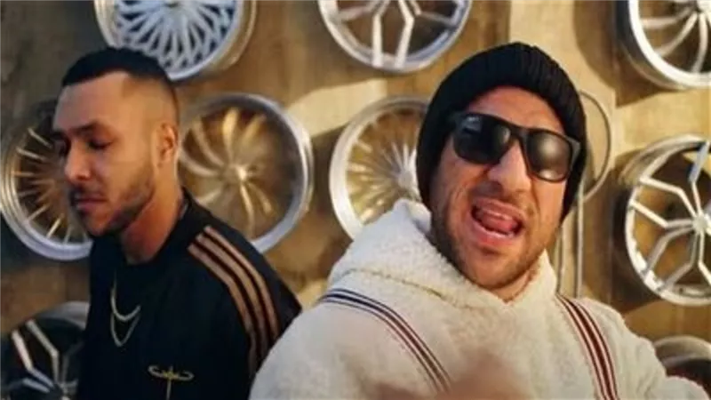 ايناس مكى :