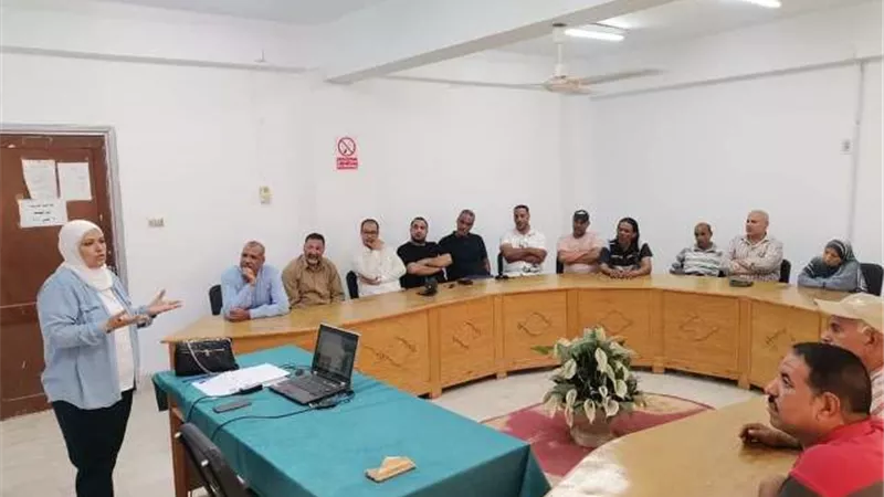 تنفيذ 19 دورة تدريبية للعاملين بمراكز خدمة عملاء كهرباء القناة