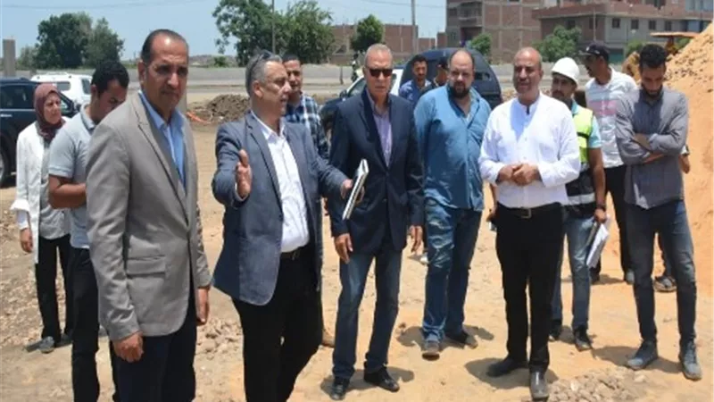محافظ القليوبية يتفقد المشروعات الجاري تنفيذها بالقناطر الخيرية