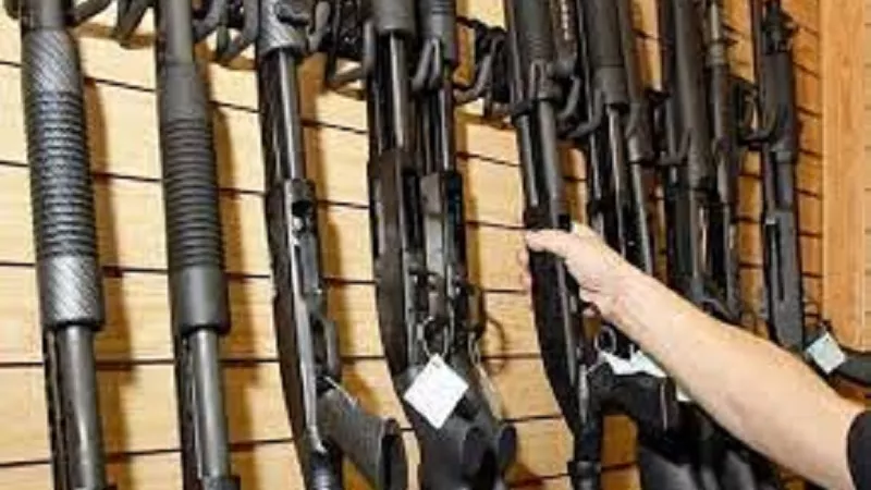 القبض على شخص غسل 11 مليون جنيه من تجارة الأسلحة ببني سويف