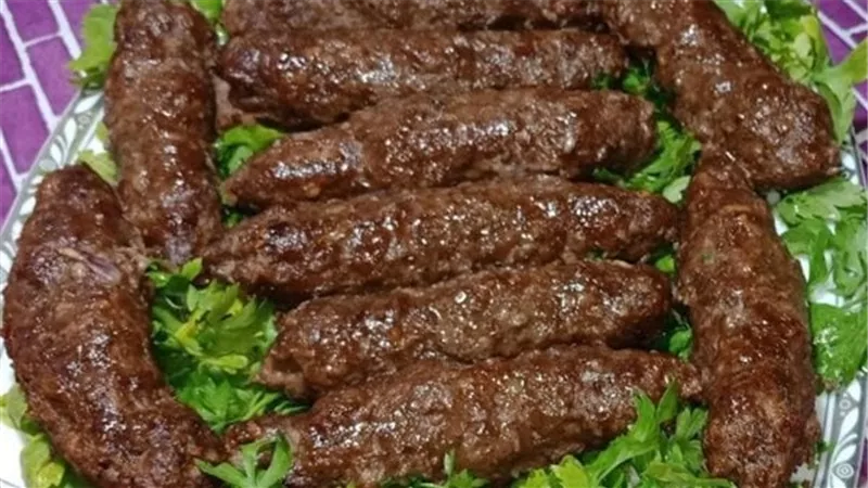 طريقة عمل الكفتة المشوية مثل المطاعم